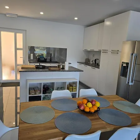 Ferienhaus Fosa Direkt Am - Erste Reihe Veli Rat